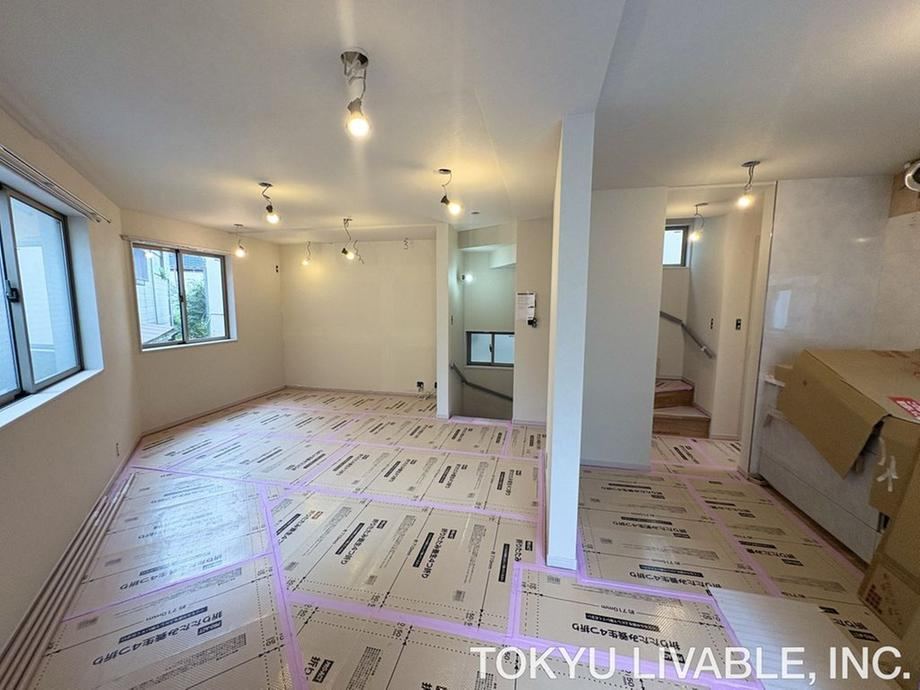 3LDK house in Meguro Ward, Tokyo - Photo 1