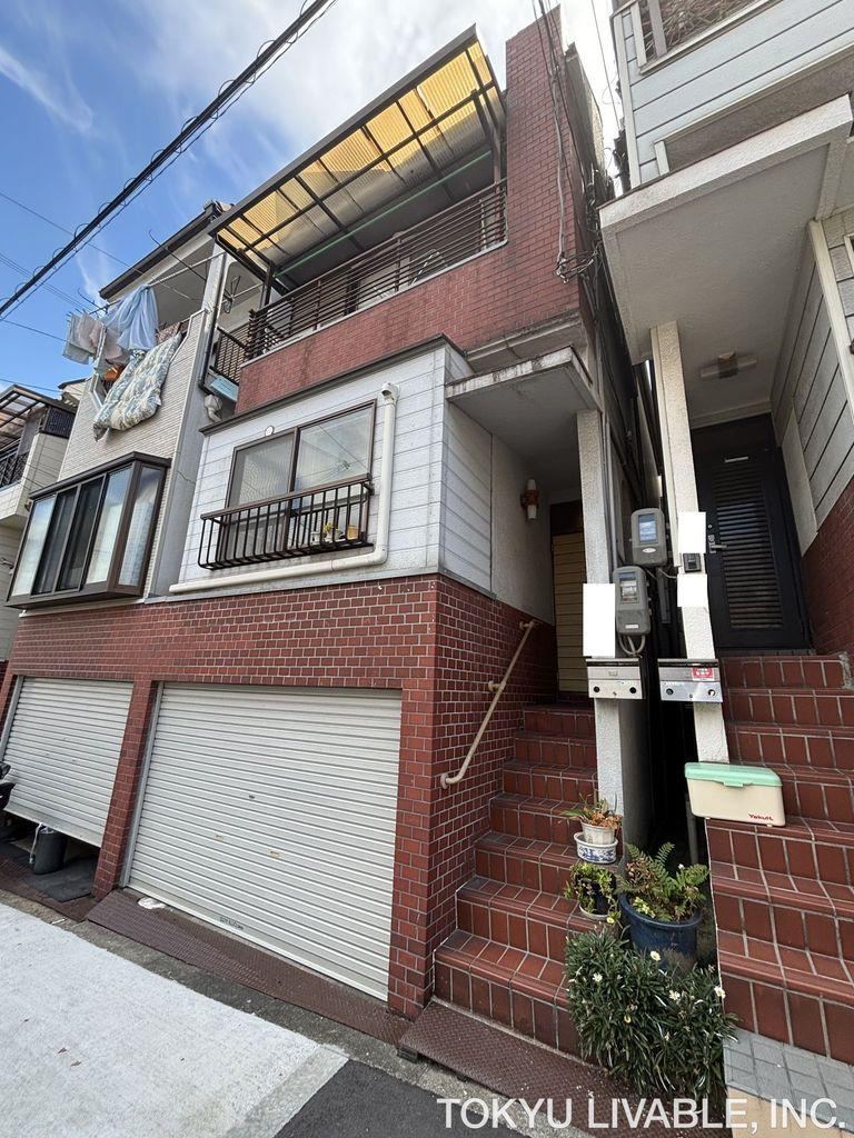 4LDK house in Taisho Ward, Osaka - Photo 1
