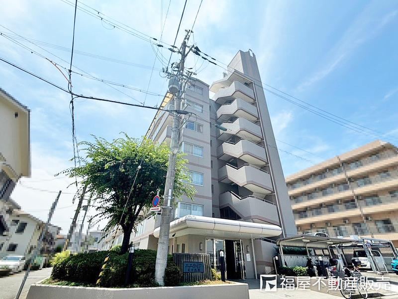 2LDK apartment in Amagasaki, Hyogo - Photo 1