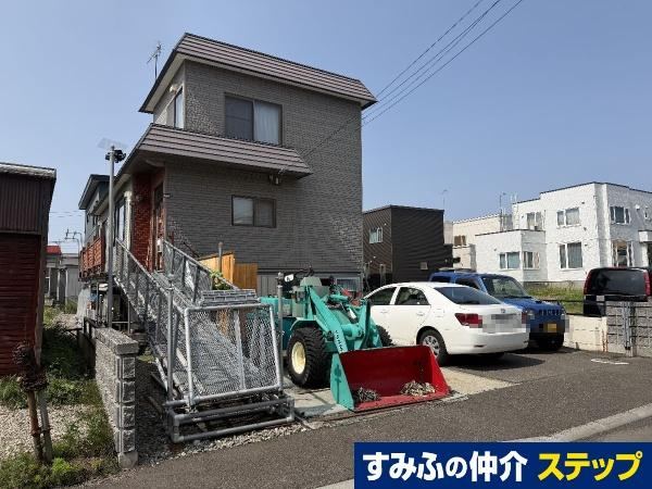 4LDK house in Shiroishi Ward, Sapporo, Hokkaido - Photo 1