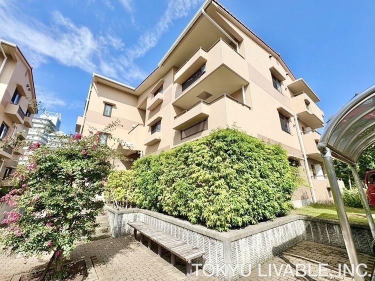 4LDK apartment in Nishi Ward, Kobe, Hyogo - Photo 1