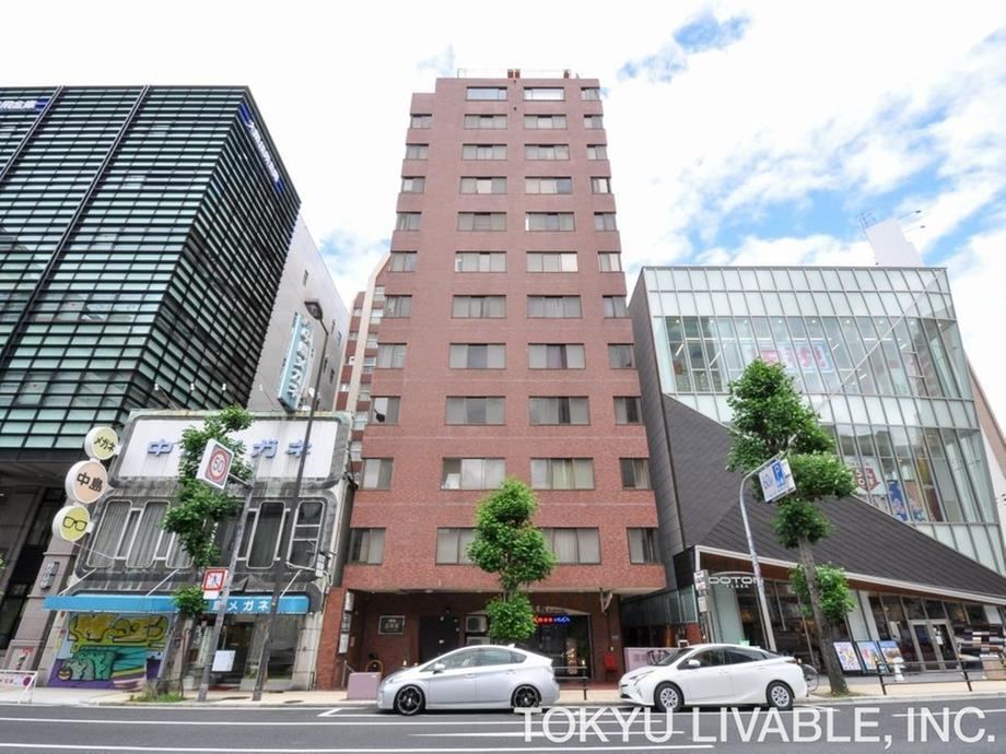 2DK apartment in Chuo Ward, Osaka - Photo 1