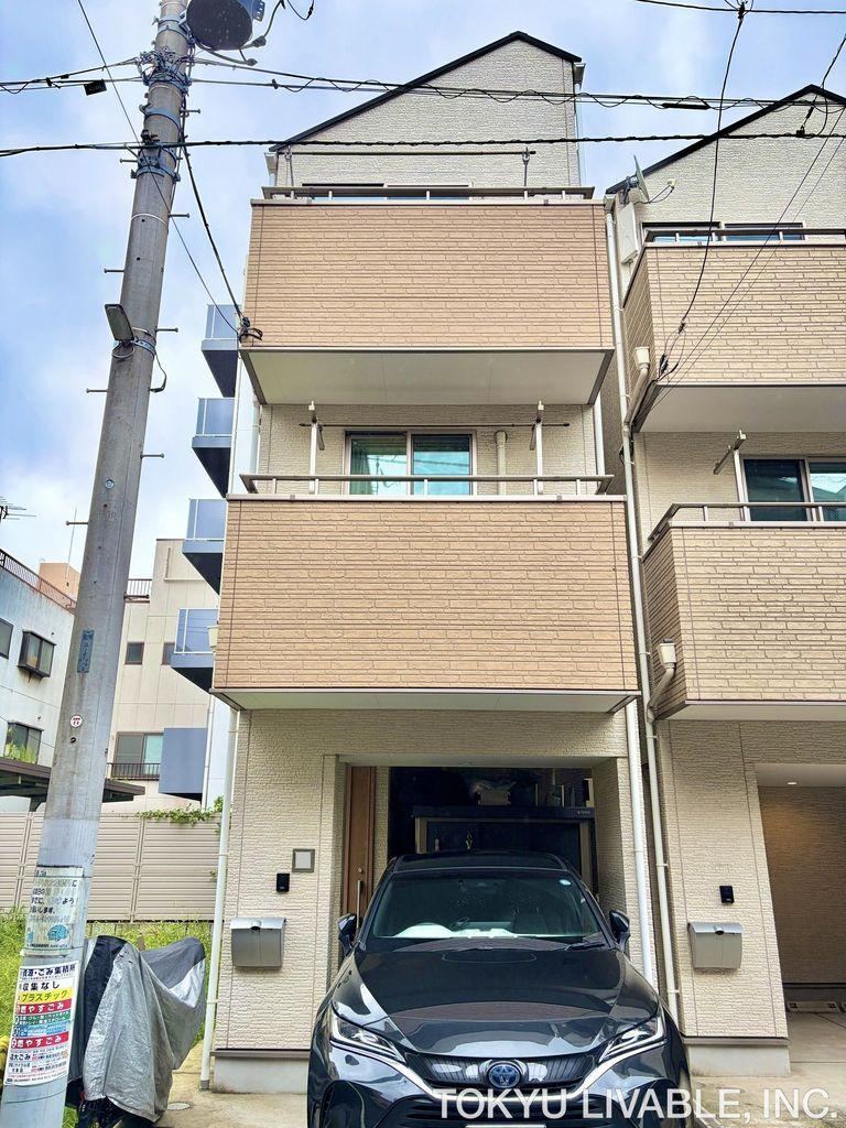 2LDK+S house in Koto Ward, Tokyo - Photo 1