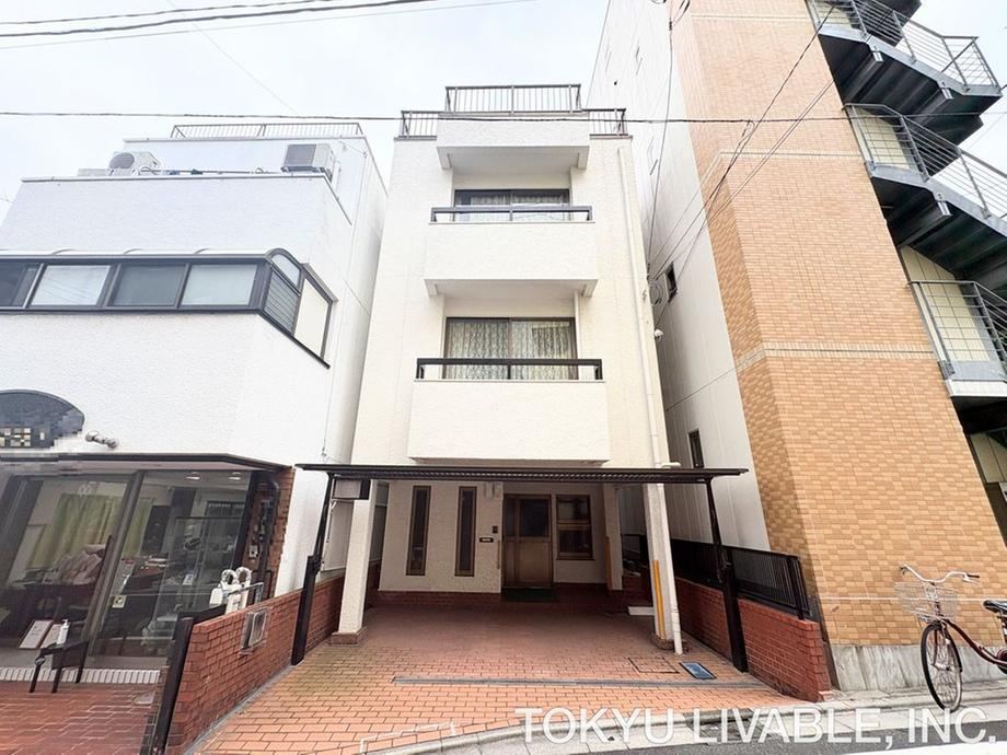 4LDK house in Toshima Ward, Tokyo - Photo 1