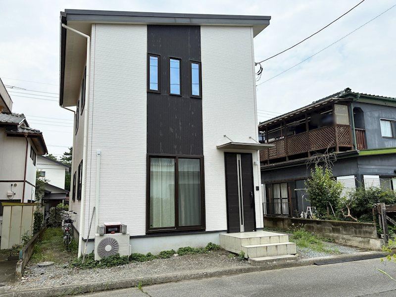2LDK house in Maebashi, Gunma - Photo 1