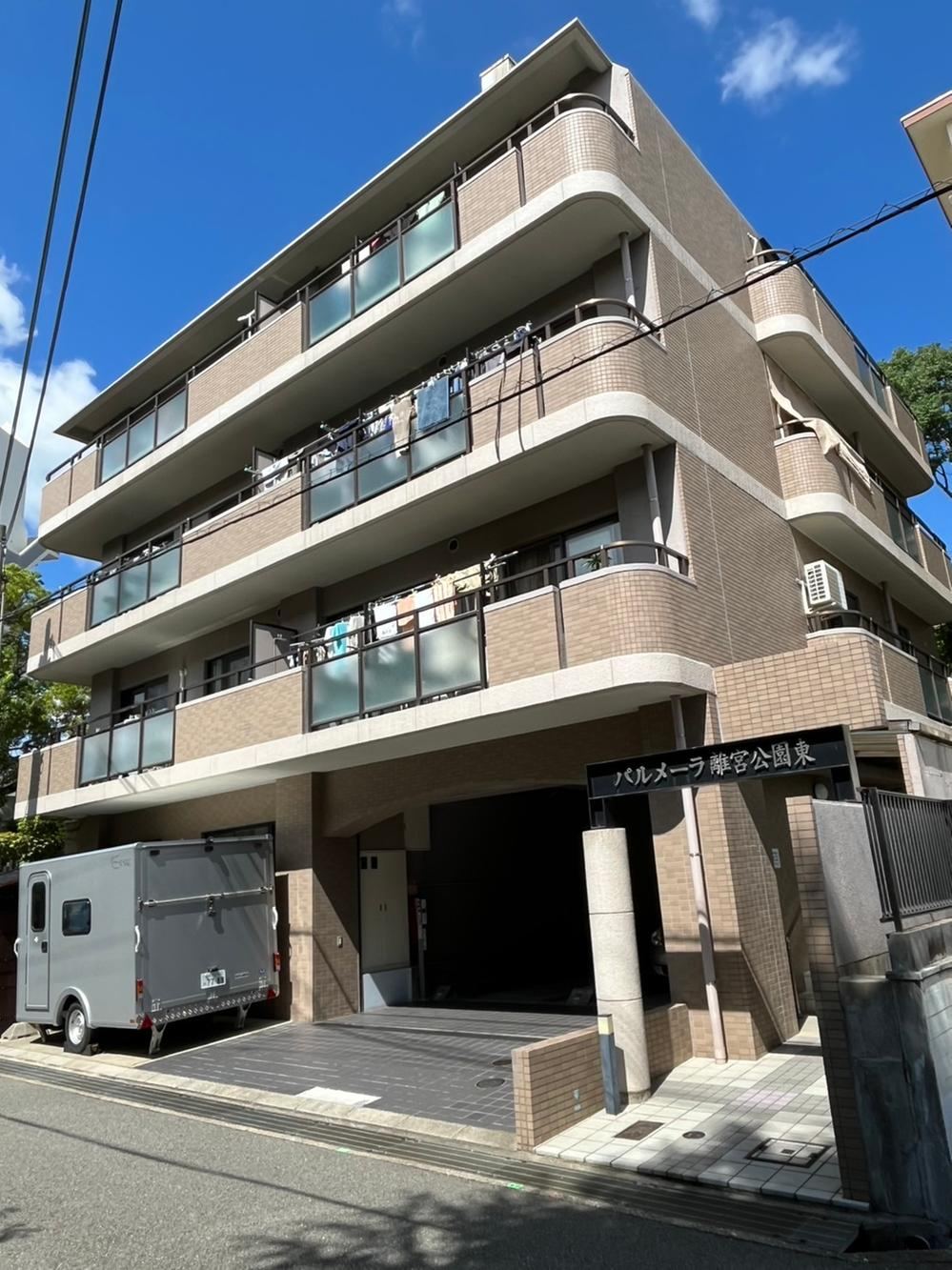 3LDK apartment in Suma Ward, Kobe, Hyogo - Photo 1