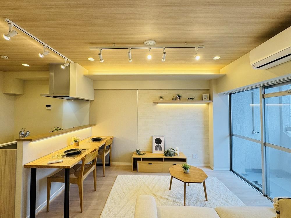 2LDK apartment in Toshima Ward, Tokyo - Photo 1