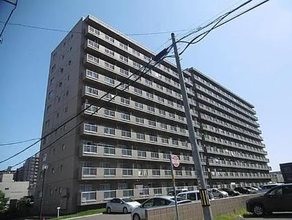 4LDK apartment in Higashi Ward, Sapporo, Hokkaido - Photo 1