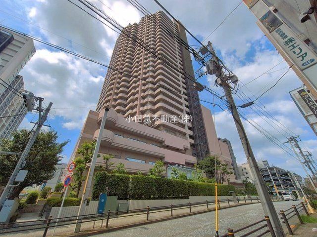 2LDK apartment in Machida, Tokyo - Photo 1