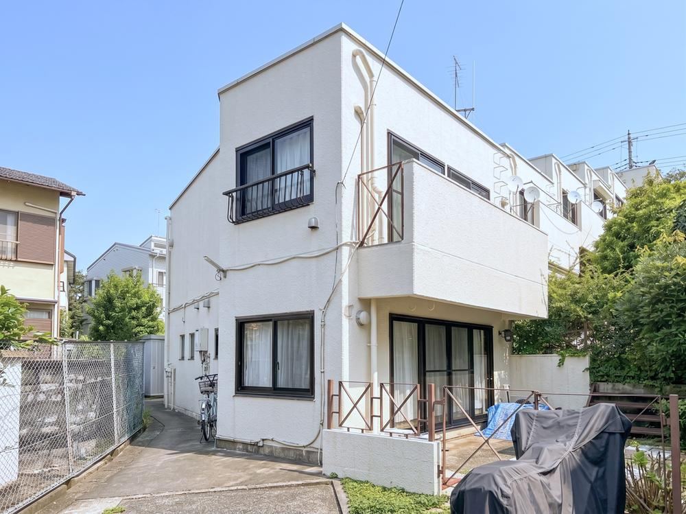 3LDK apartment in Machida, Tokyo - Photo 1