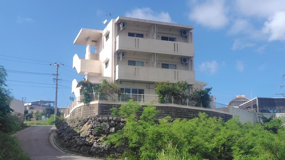 3LDK house in Nanjo, Okinawa - Photo 1