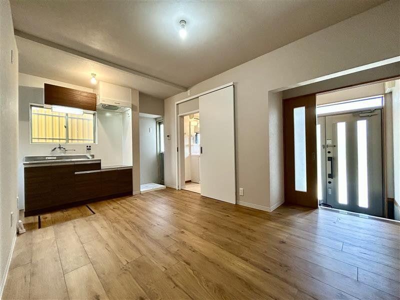 3DK house in Takatsuki, Osaka - Photo 1