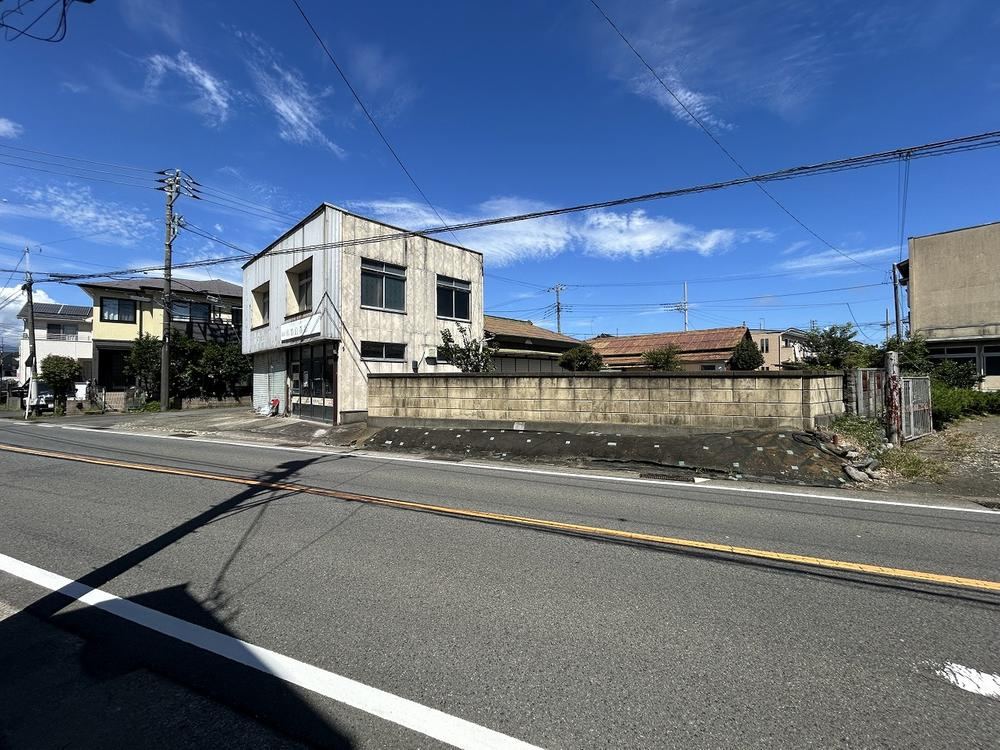 726 m² land in Odawara, Kanagawa - Photo 1