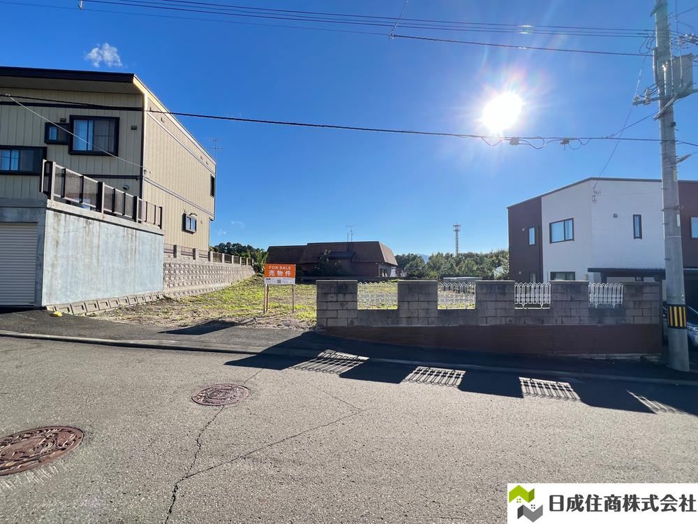 340 m² land in Toyohira Ward, Sapporo, Hokkaido - Photo 1