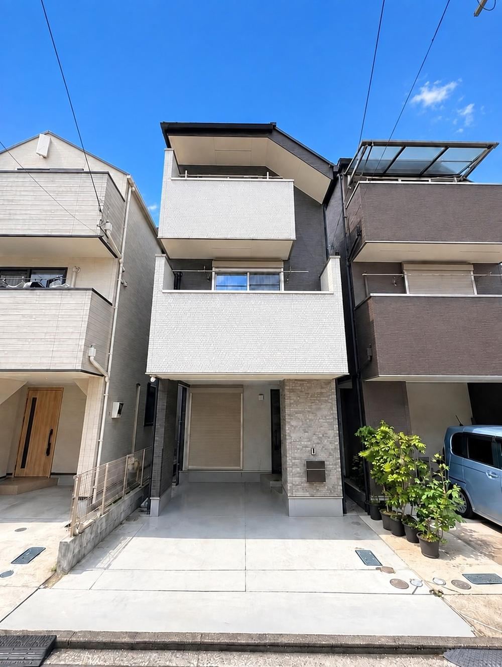 3LDK+S house in Tsurumi Ward, Yokohama, Kanagawa - Photo 1