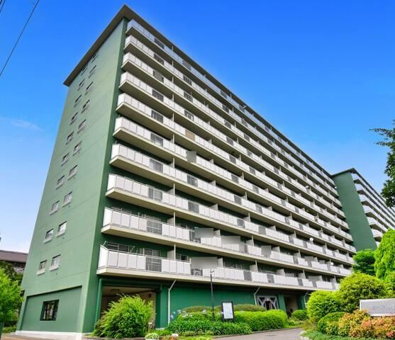 3LDK apartment in Mihama Ward, Chiba - Photo 1