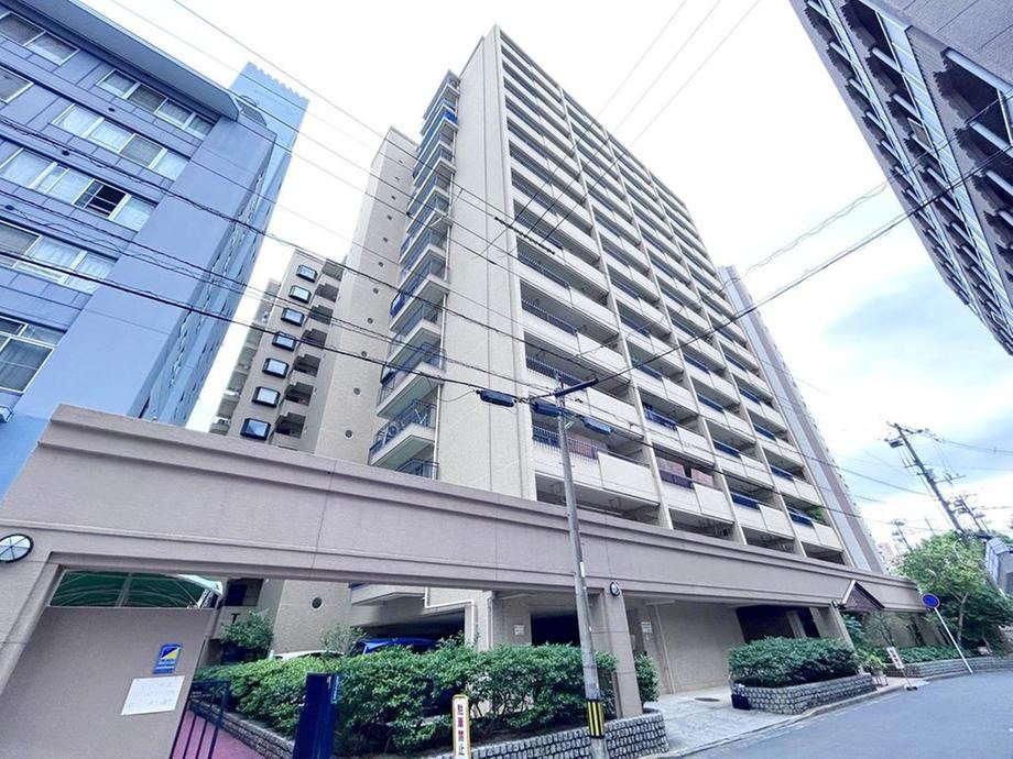 2LDK apartment in Minami Ward, Hiroshima - Photo 1