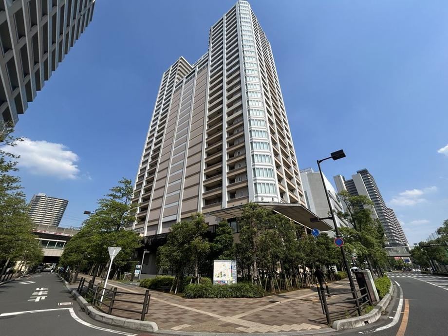3LDK apartment in Minami Ward, Saitama - Photo 1