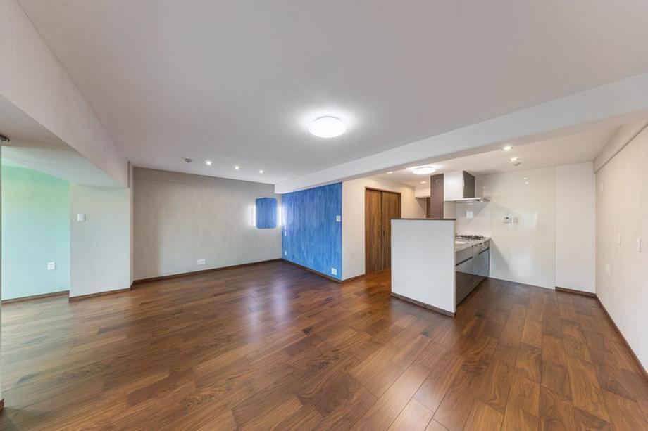 1LDK apartment in Suminoe Ward, Osaka - Photo 1