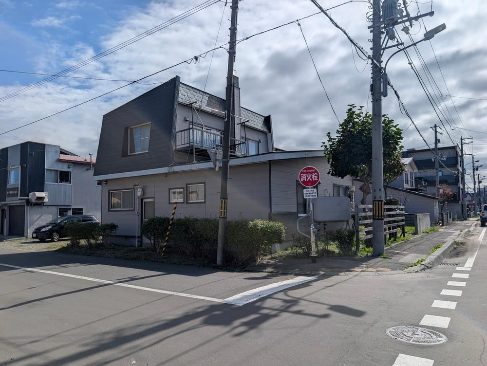 213 m² land in Chitose, Hokkaido - Photo 1