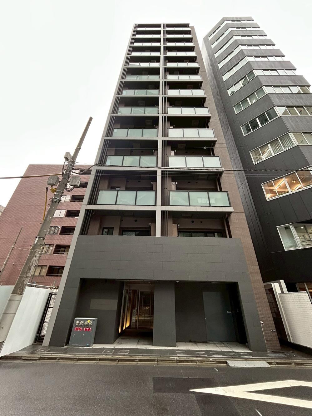 3LDK apartment in Minato Ward, Tokyo - Photo 1
