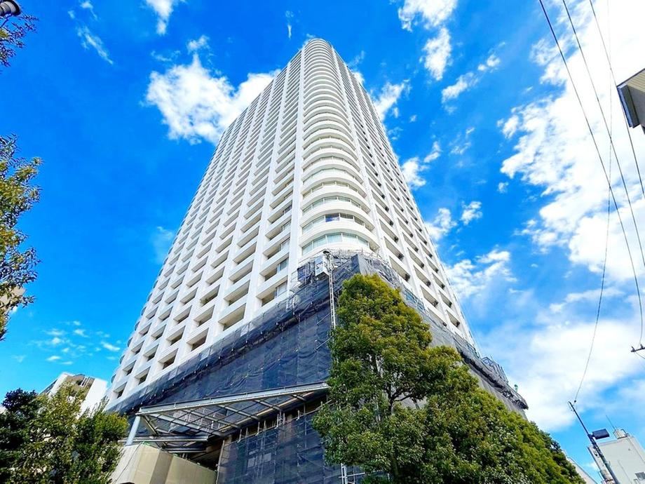 2LDK apartment in Toshima Ward, Tokyo - Photo 1