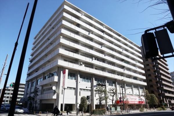 3LDK+S apartment in Tsurumi Ward, Yokohama, Kanagawa - Photo 1