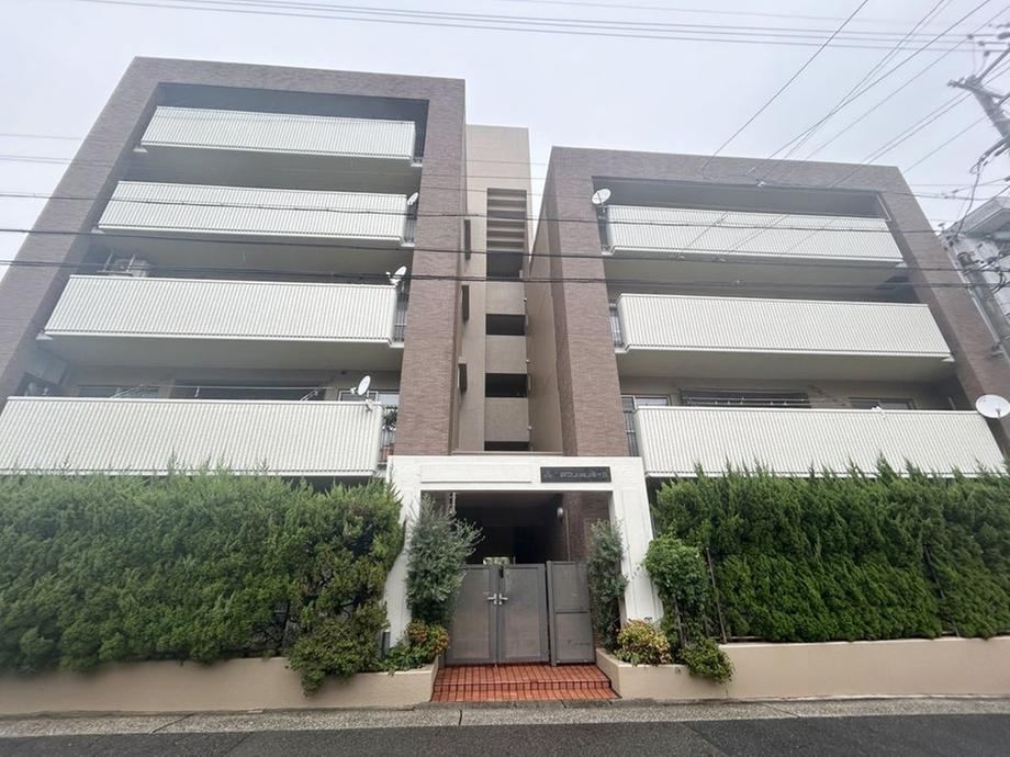 4LDK apartment in Meito Ward, Nagoya, Aichi - Photo 1