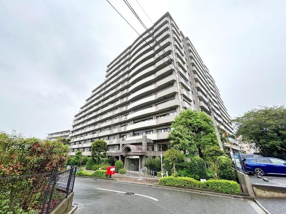 3LDK apartment in Sakura Ward, Saitama - Photo 1