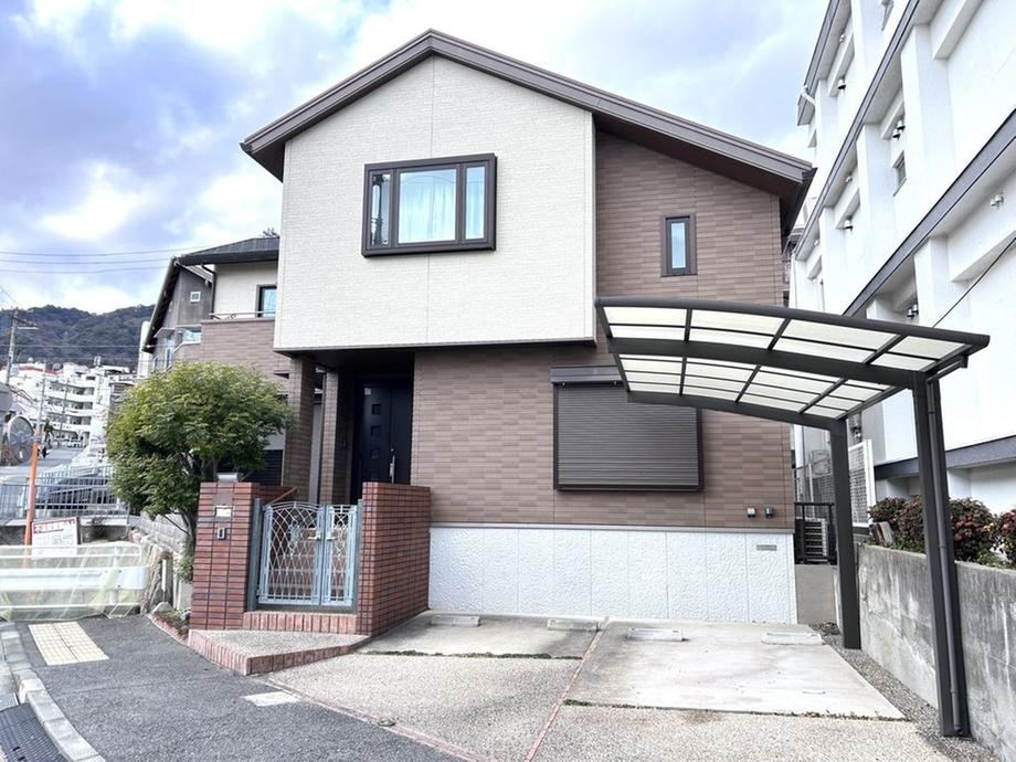 4LDK+S house in Nada Ward, Kobe, Hyogo - Photo 1