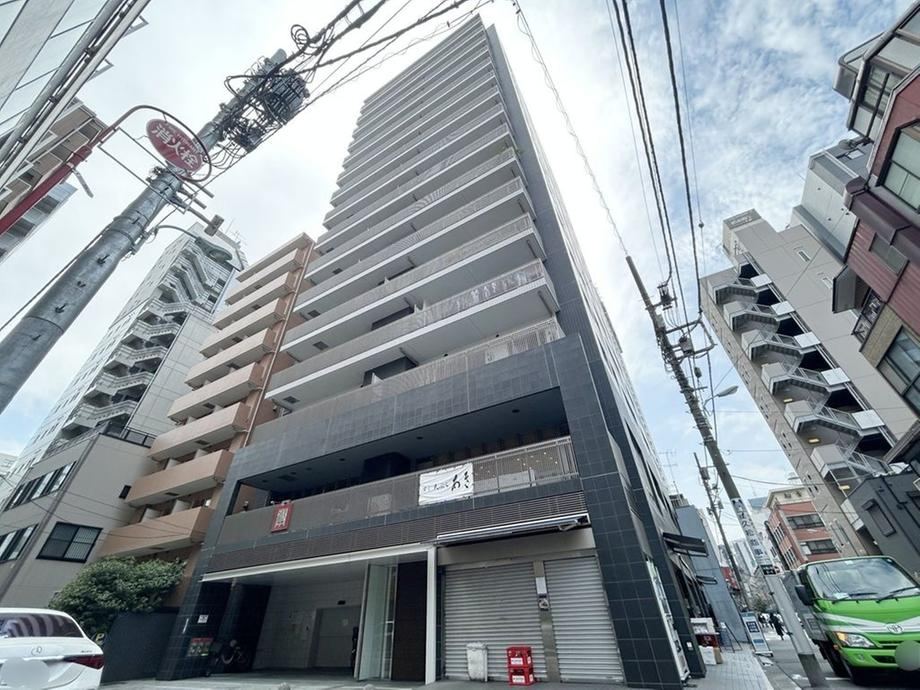 2LDK apartment in Chuo Ward, Tokyo - Photo 1