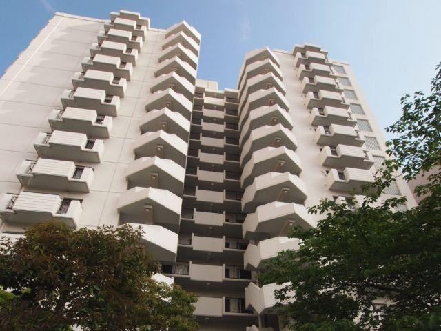 1LDK+S apartment in Higashinada Ward, Kobe, Hyogo - Photo 1