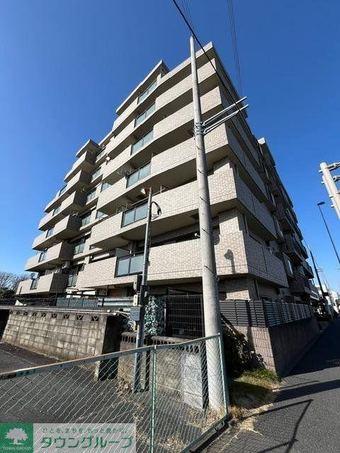 3LDK apartment in Fussa