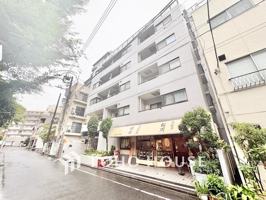 2LDK apartment in Kita Ward, Tokyo - Photo 1