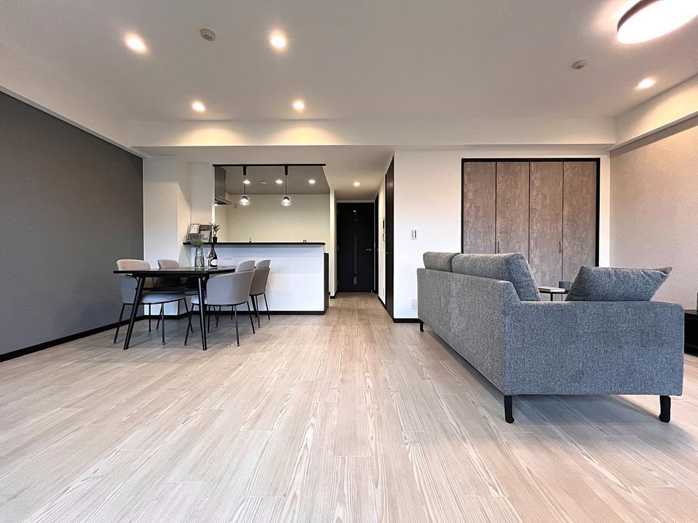 2LDK apartment in Nagareyama, Chiba - Photo 1