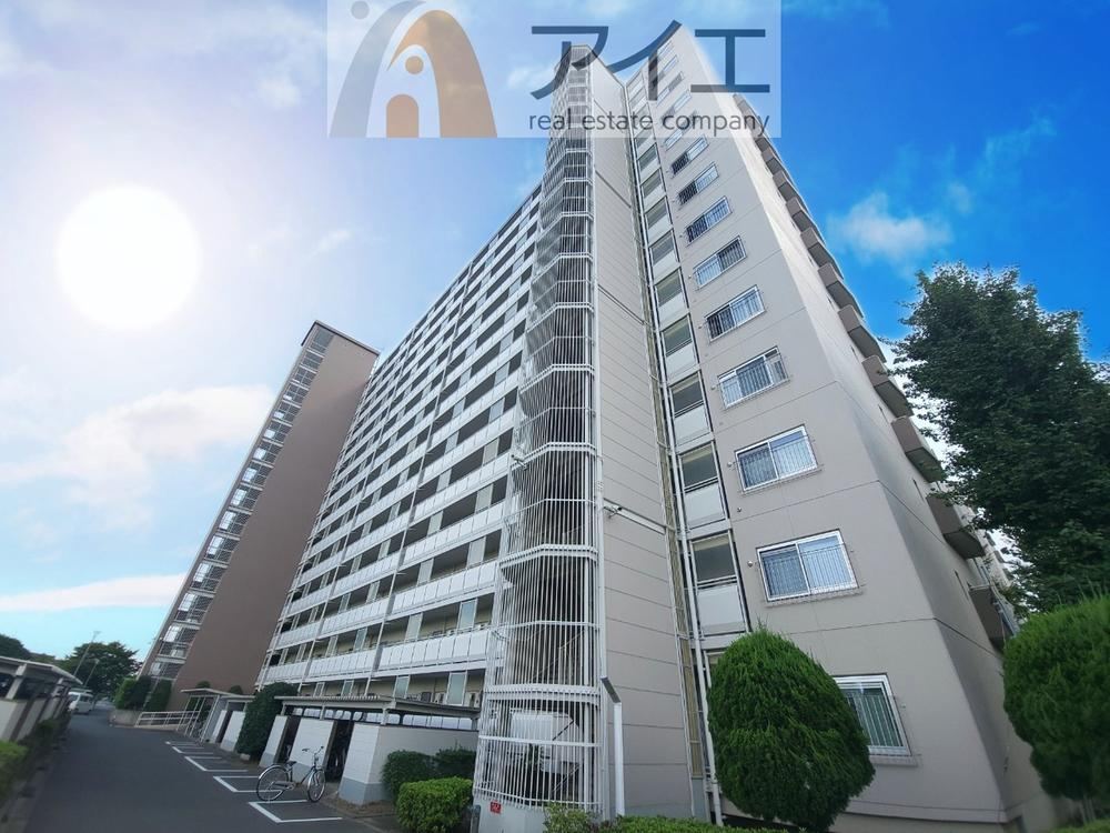 3LDK apartment in Matsudo, Chiba - Photo 1