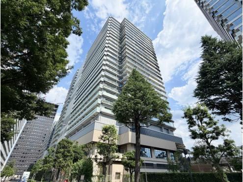 3LDK apartment in Nakano Ward, Tokyo - Photo 1