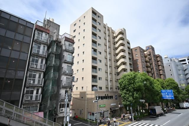 2LDK apartment in Bunkyo Ward, Tokyo - Photo 1