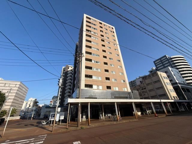 2LDK apartment in Nagaoka, Niigata - Photo 1
