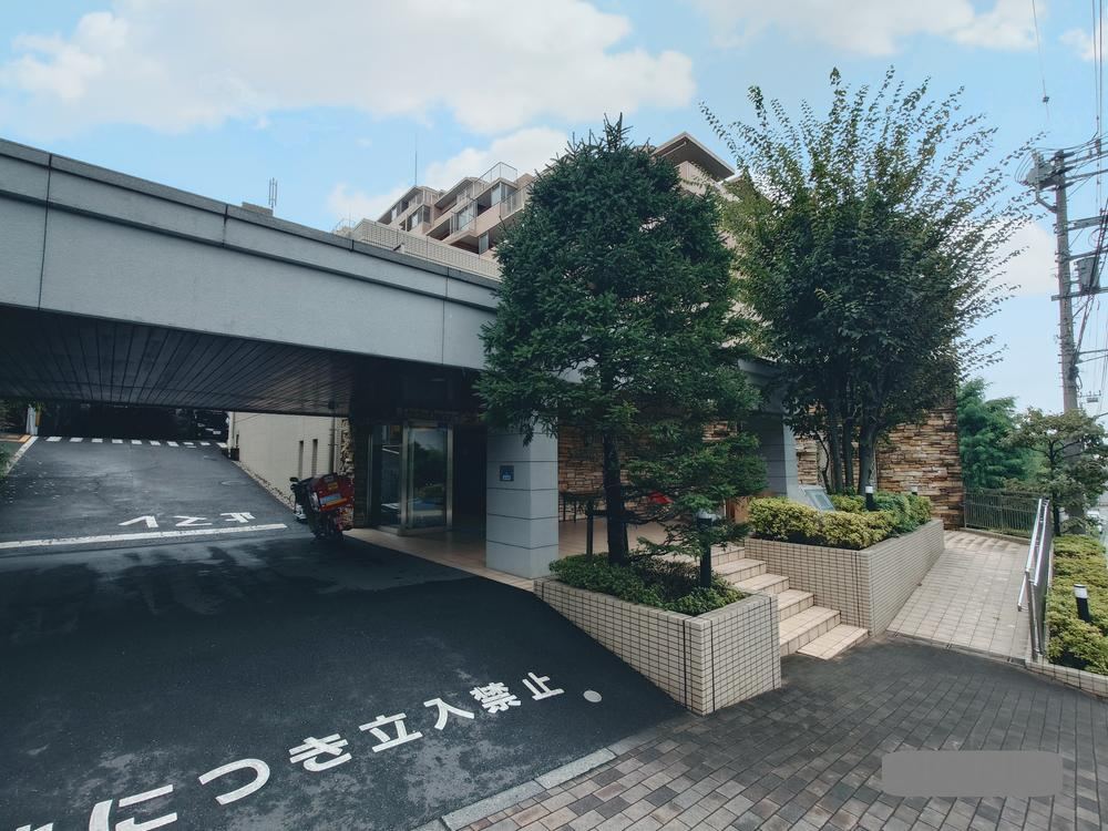 4LDK apartment in Machida, Tokyo - Photo 1