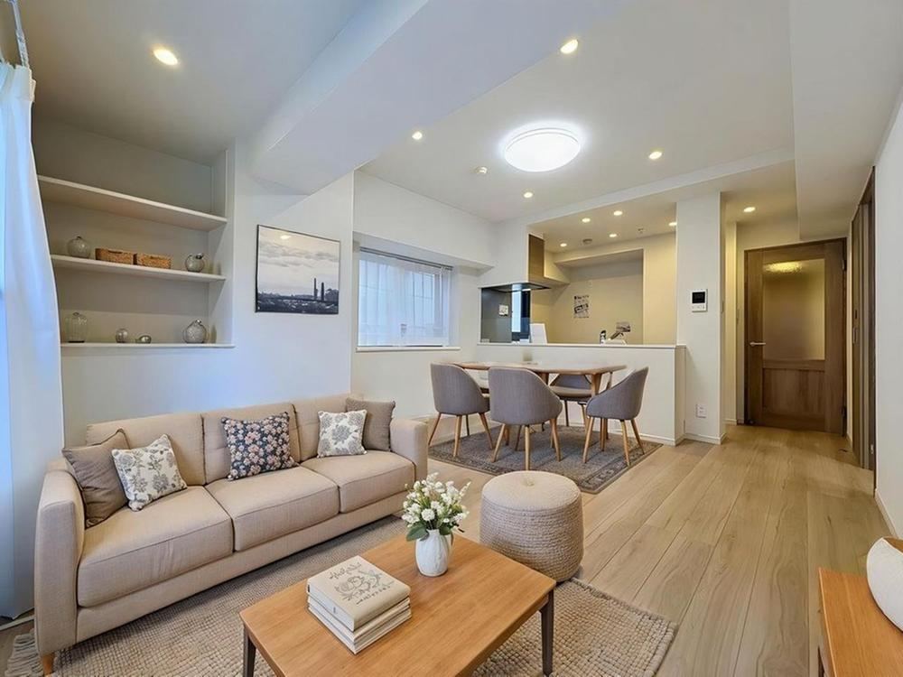 2LDK apartment in Taito Ward, Tokyo - Photo 1