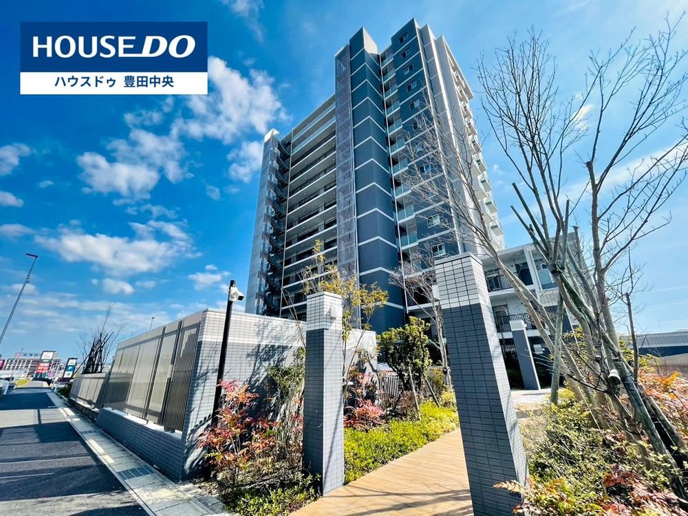 3LDK+S apartment in Toyota, Aichi - Photo 1