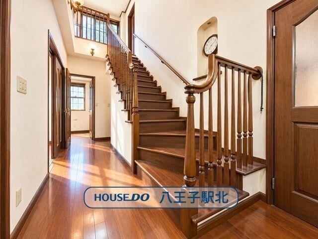 8K house in Hachioji, Tokyo - Photo 1