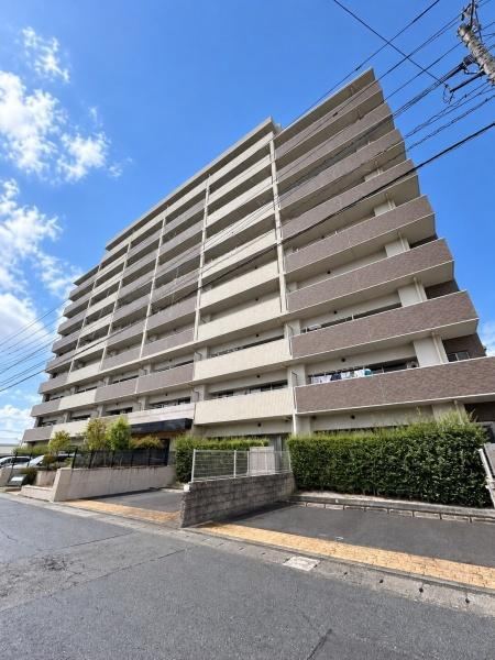 2LDK+S apartment in Minami Ward, Kumamoto - Photo 1