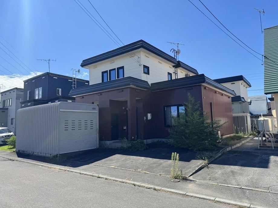 5LDK house in Asahikawa, Hokkaido - Photo 1