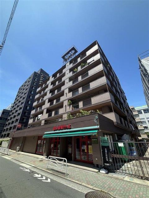 2LDK apartment in Koto Ward, Tokyo - Photo 1