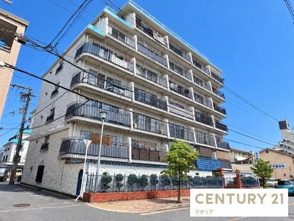 3LDK apartment in Yao, Osaka - Photo 1