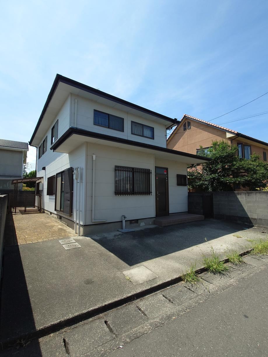 5LDK house in Marugame, Kagawa - Photo 1