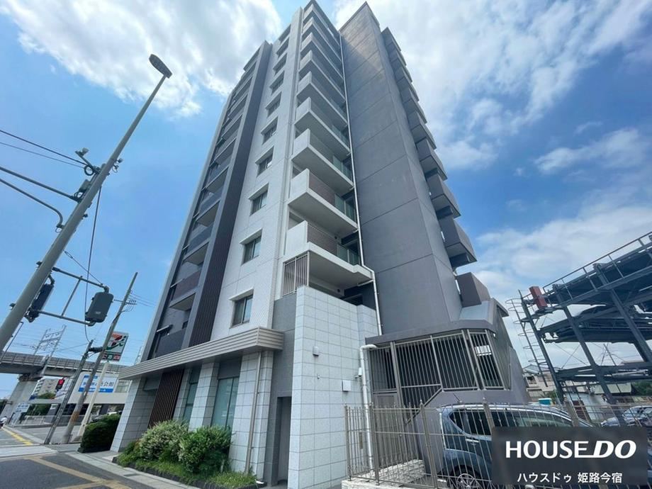 3LDK apartment in Himeji, Hyogo - Photo 1