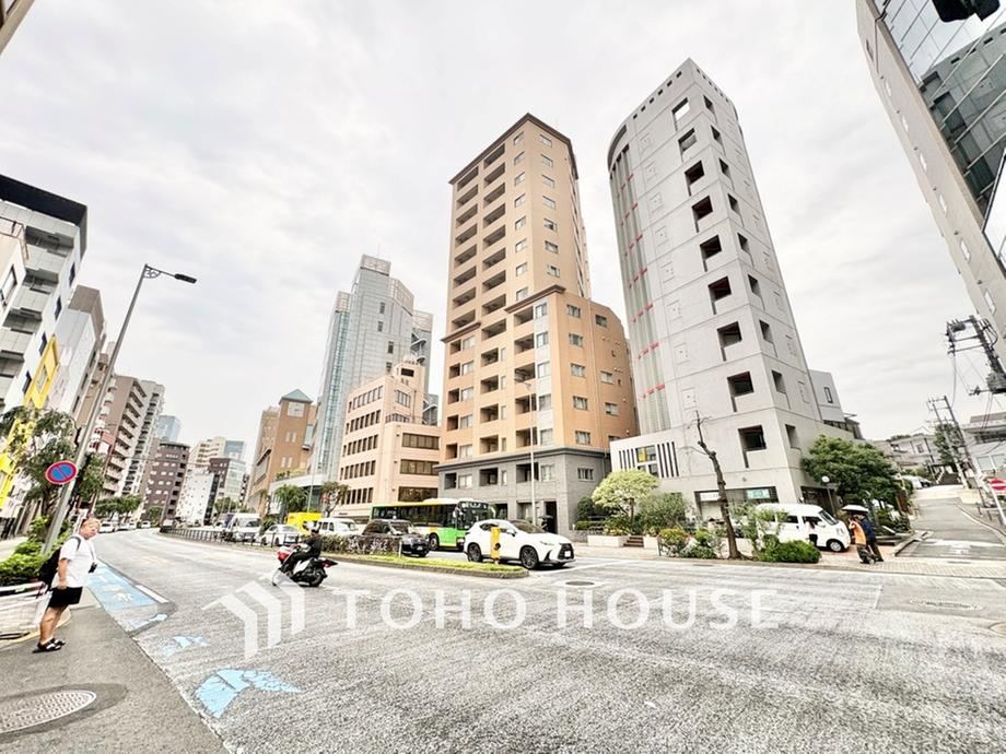 1LDK apartment in Shibuya Ward, Tokyo - Photo 1